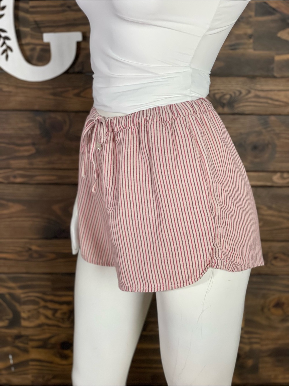 L*Space | Skipper Linen‎ Shorts Striped Drawstring Lounge Shorts Side Pockets